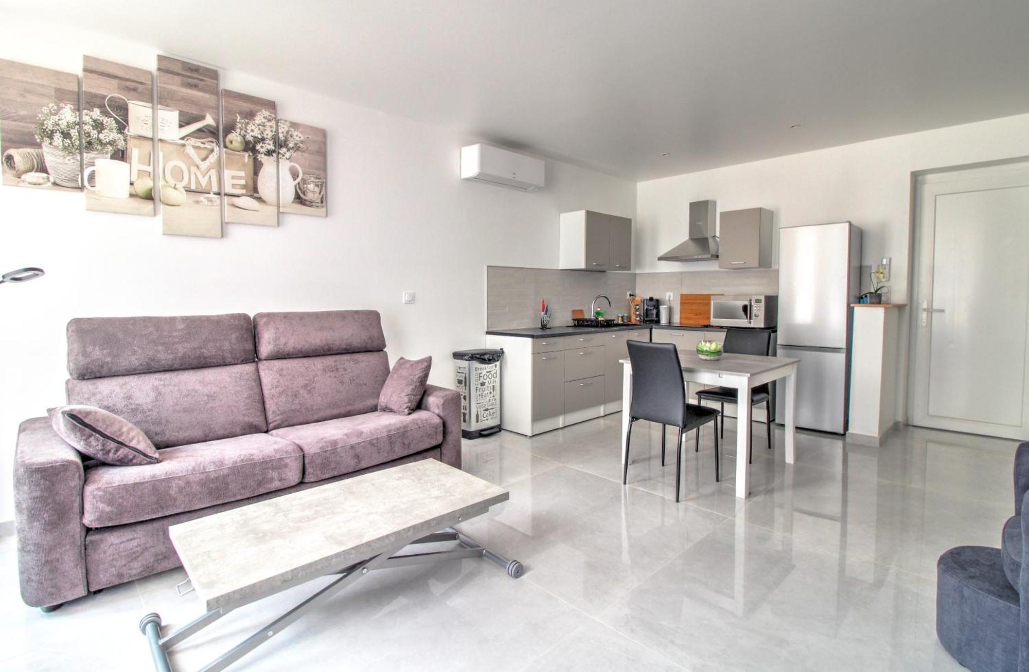 Chez Emilie Et John Apartment แซงต์-เอเตียน ภายนอก รูปภาพ
